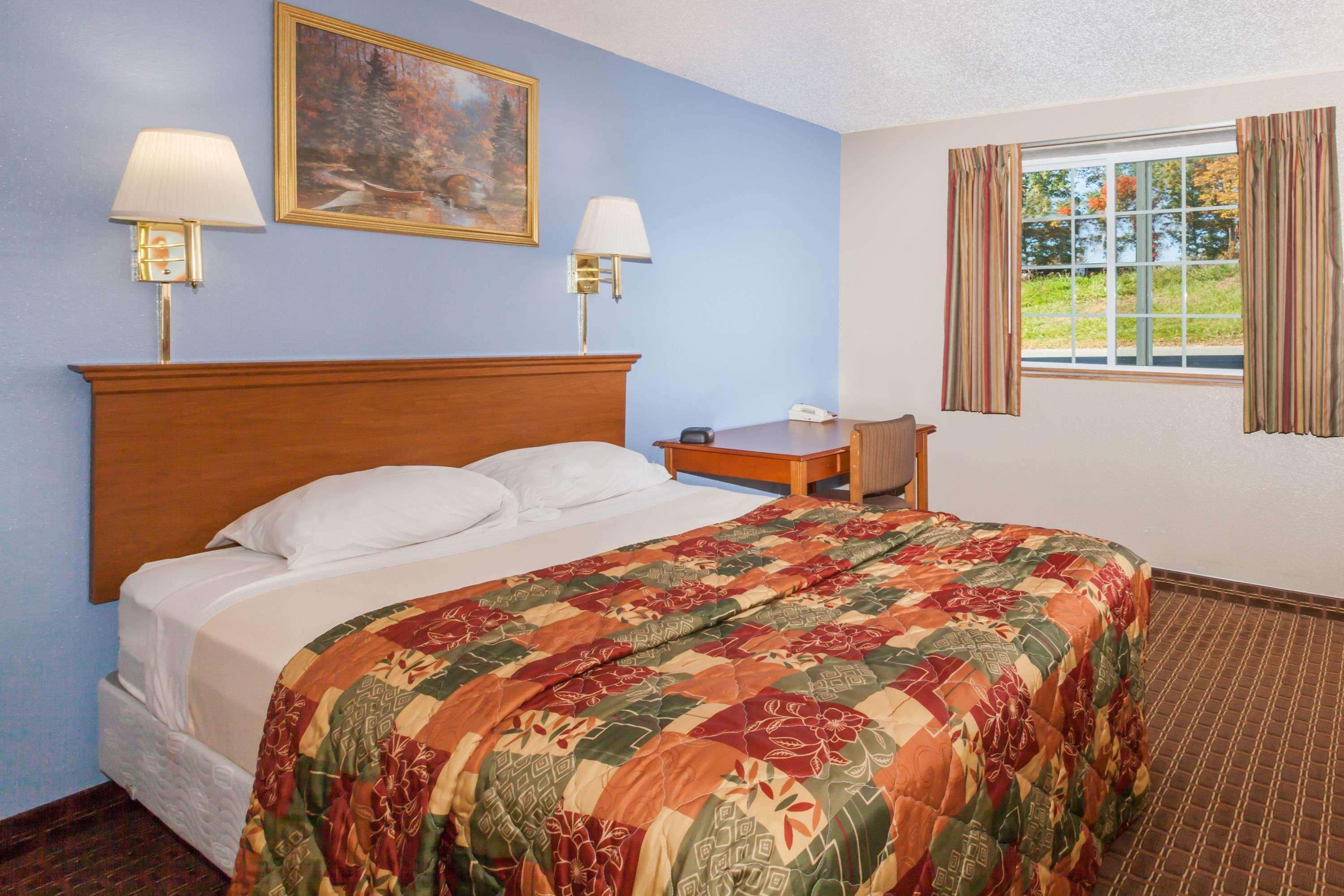 Super 8 By Wyndham Johnstown/Gloversville Exteriör bild